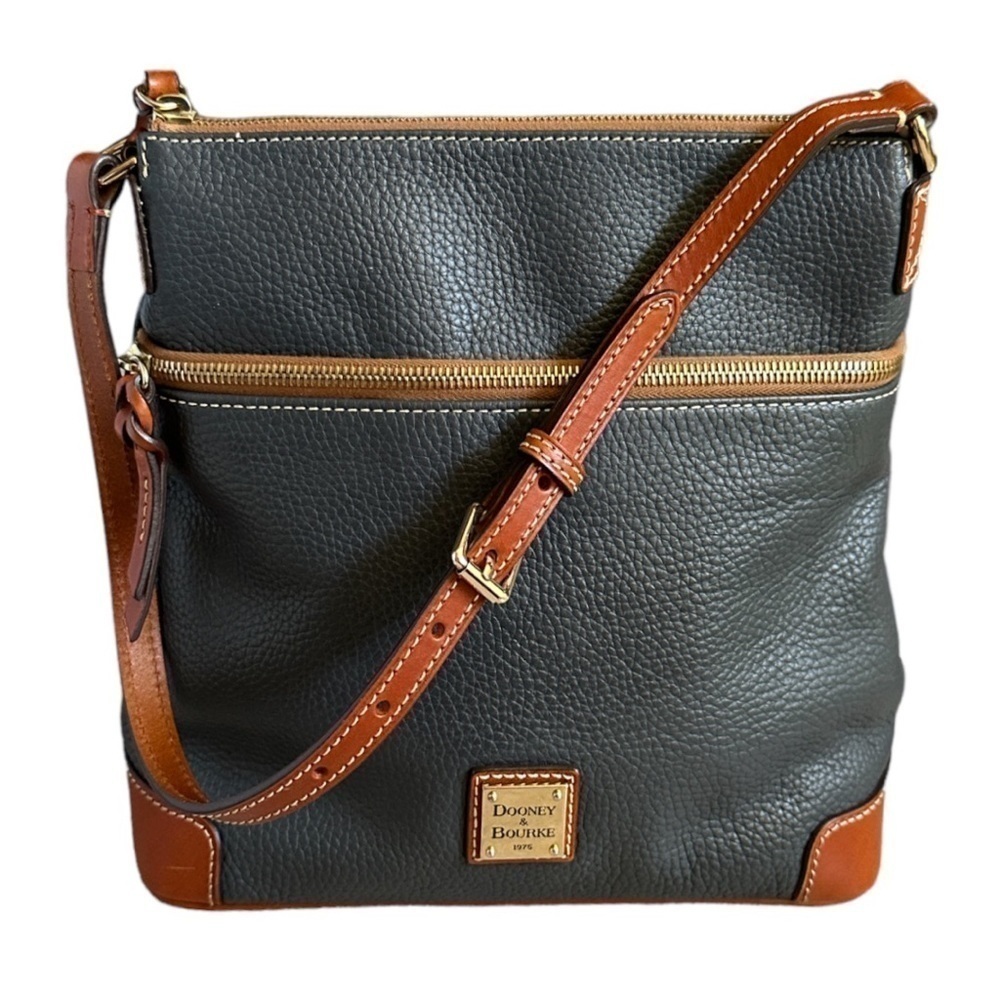 Dooney & Bourke Pebble Grain Leather Shoulder Bag Navy Blue Brown Trim J10581374